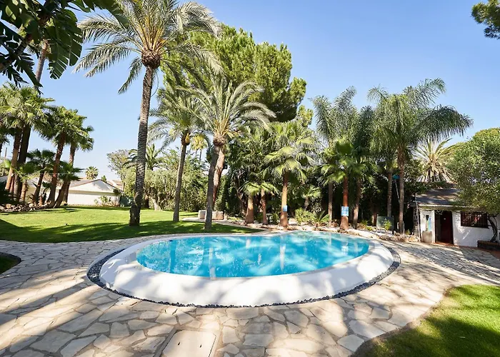 El Oasis فيلة لا إليانا